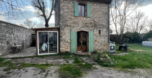 Loue maison 3 chambres à Saint-Etienne de l'Olm (30)