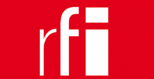 Père qui élève seul son enfant : radio RFI