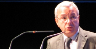 Le député Leonetti rend son rapport sur le statut du beau-parent